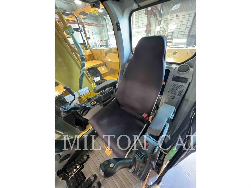 CAT 31507 Pásové rýpadlá