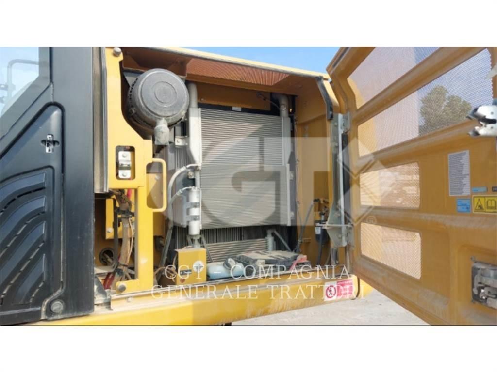 CAT 318F Pásové rýpadlá