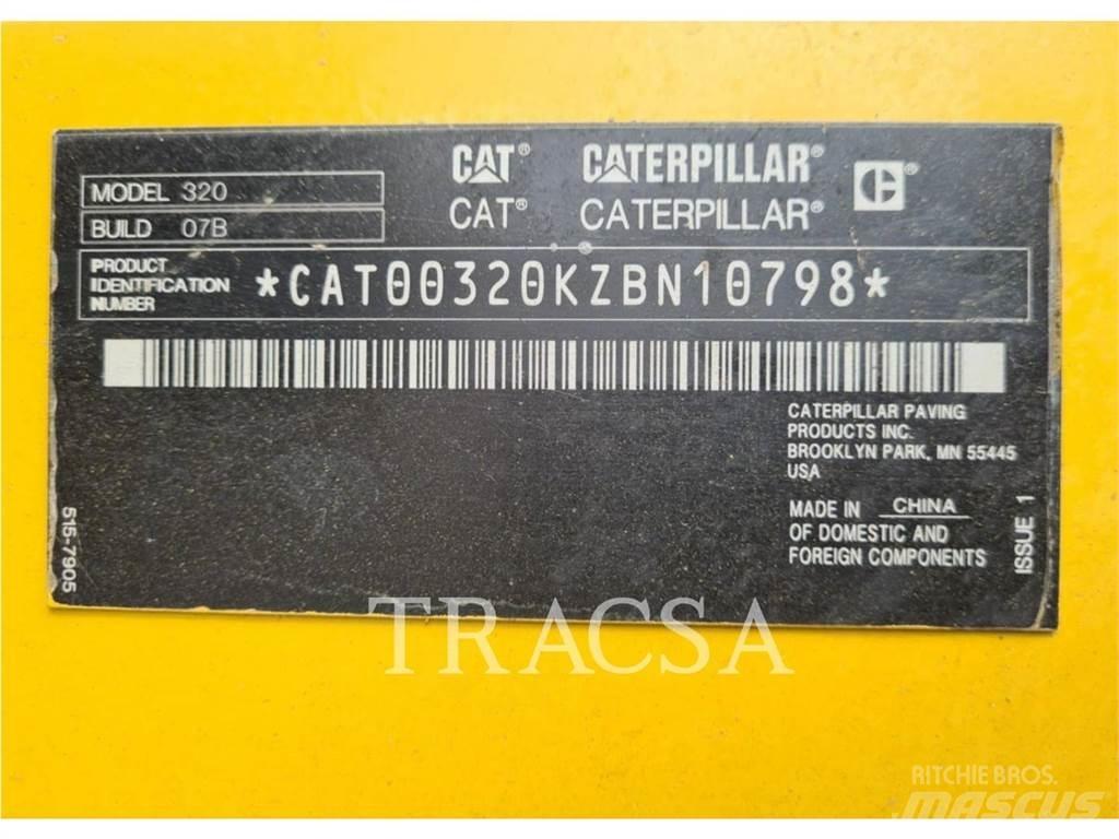 CAT 320 Pásové rýpadlá