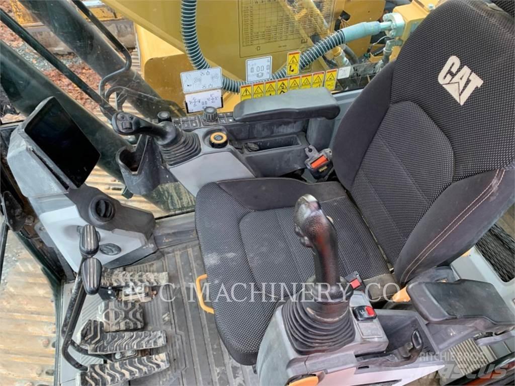 CAT 320 Pásové rýpadlá