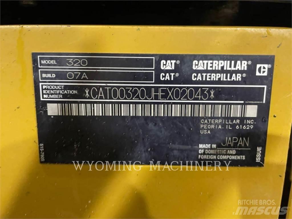 CAT 320 Pásové rýpadlá