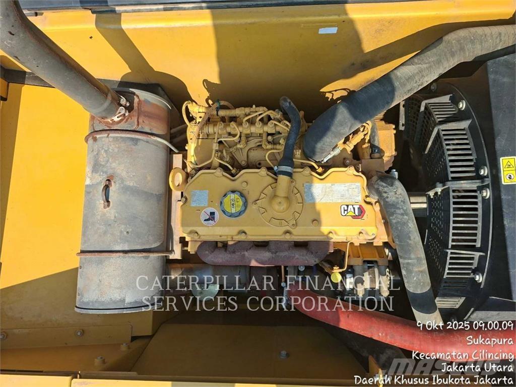 CAT 320-05GX Pásové rýpadlá