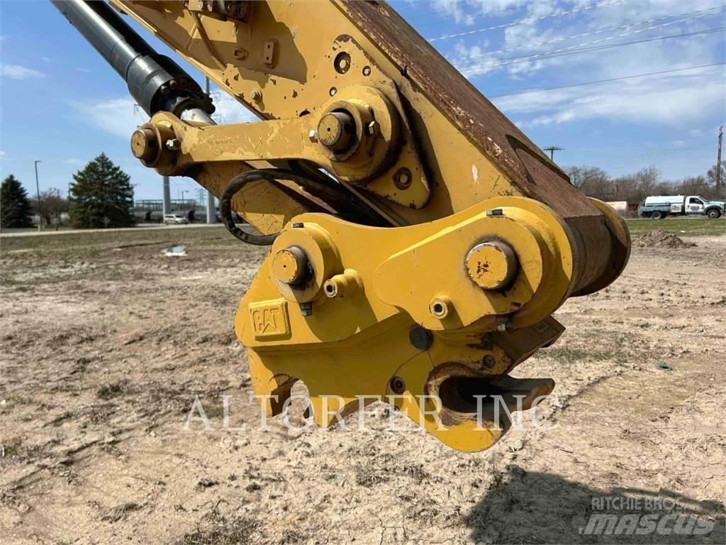 CAT 320-07 Pásové rýpadlá