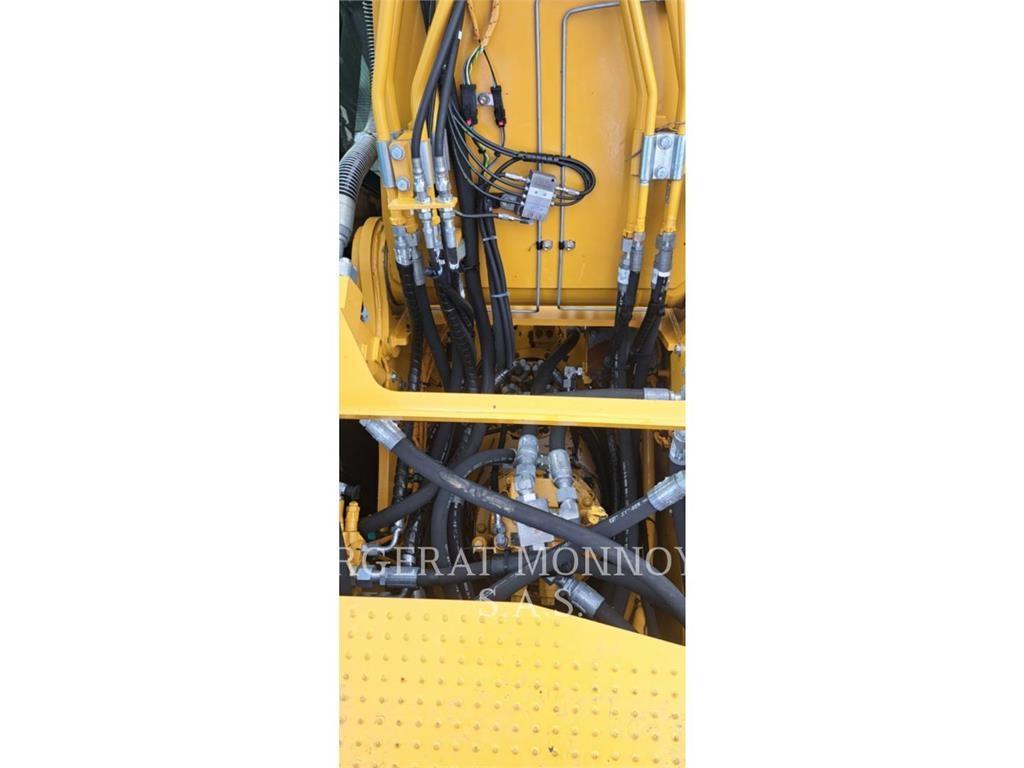 CAT 320-07 Pásové rýpadlá