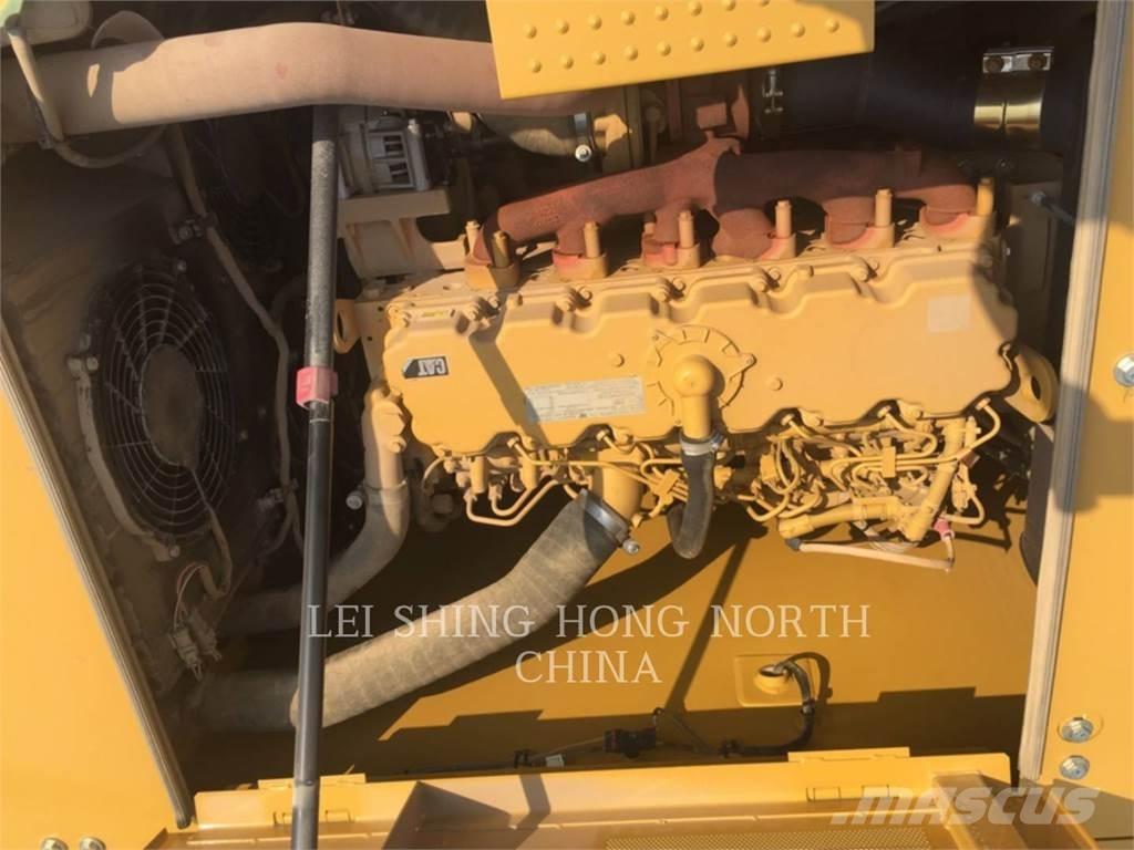CAT 320-07 Pásové rýpadlá