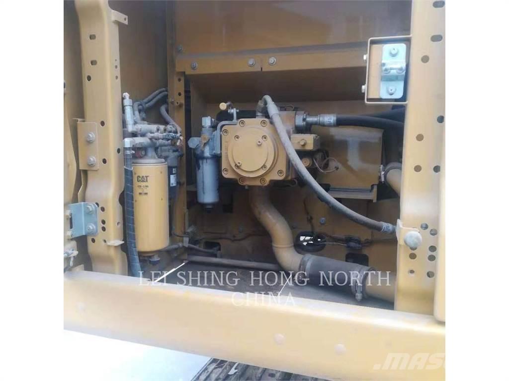 CAT 320-07GC Pásové rýpadlá