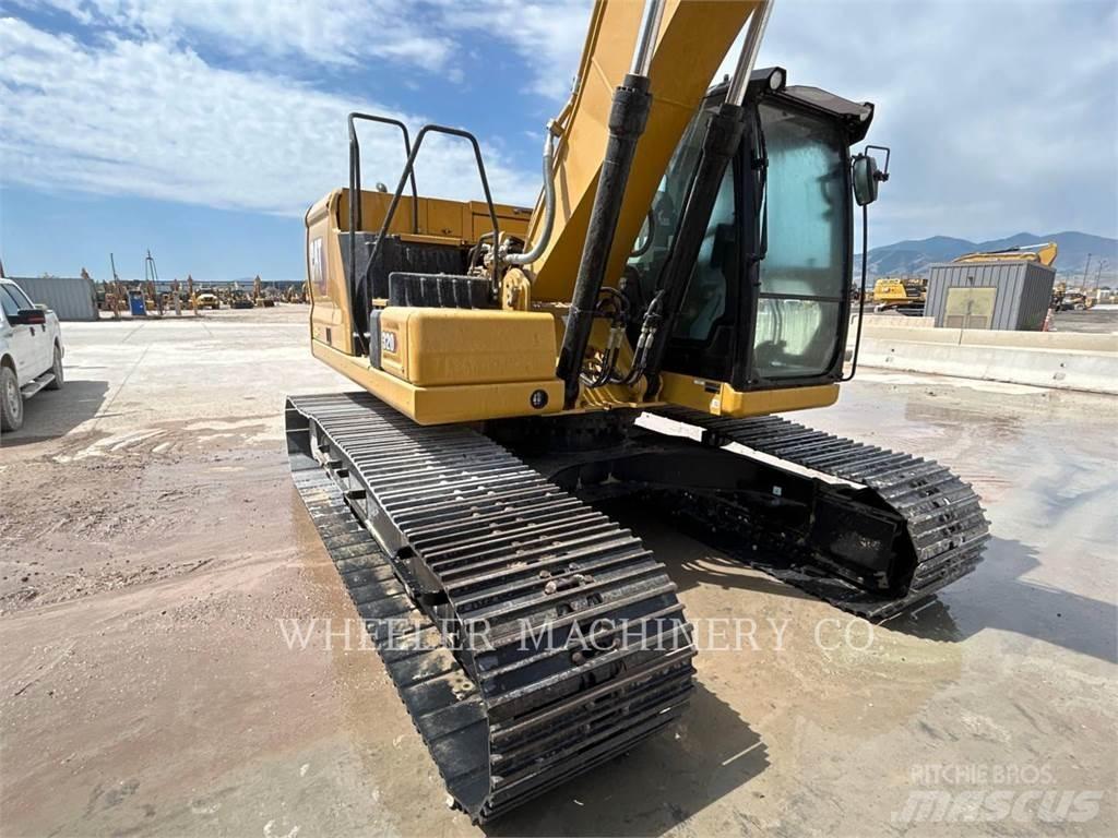 CAT 320 CF Pásové rýpadlá