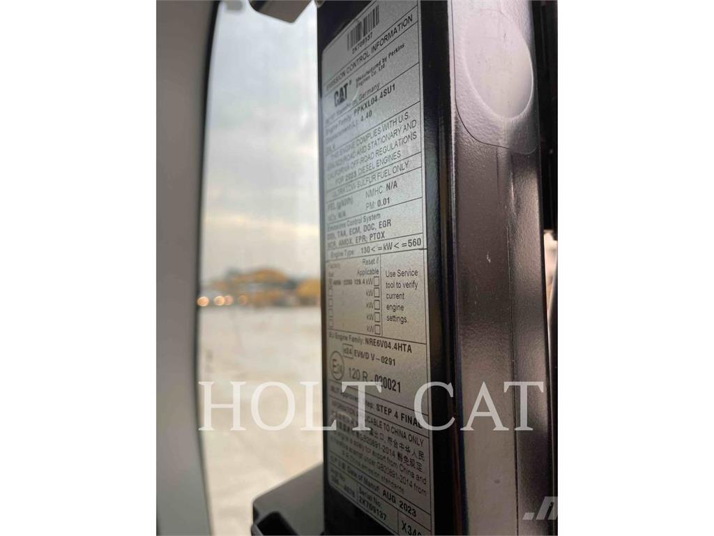 CAT 320 TC Pásové rýpadlá