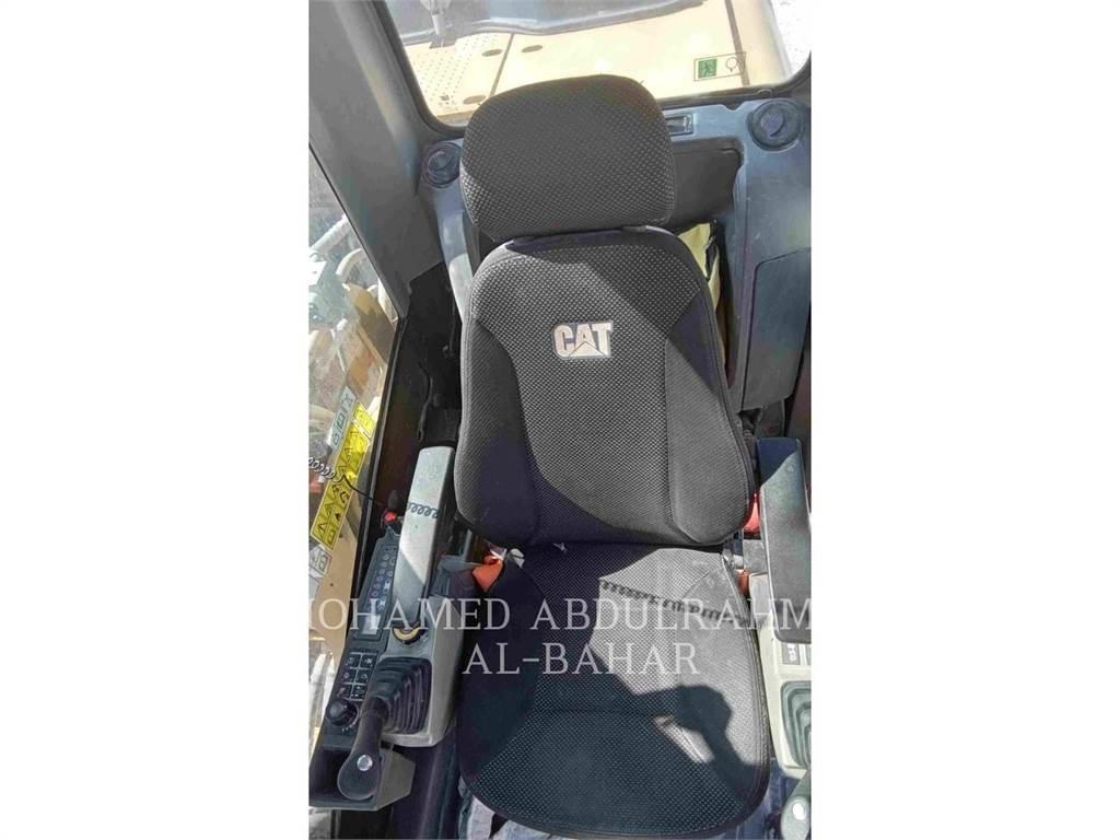 CAT 32005GX Pásové rýpadlá