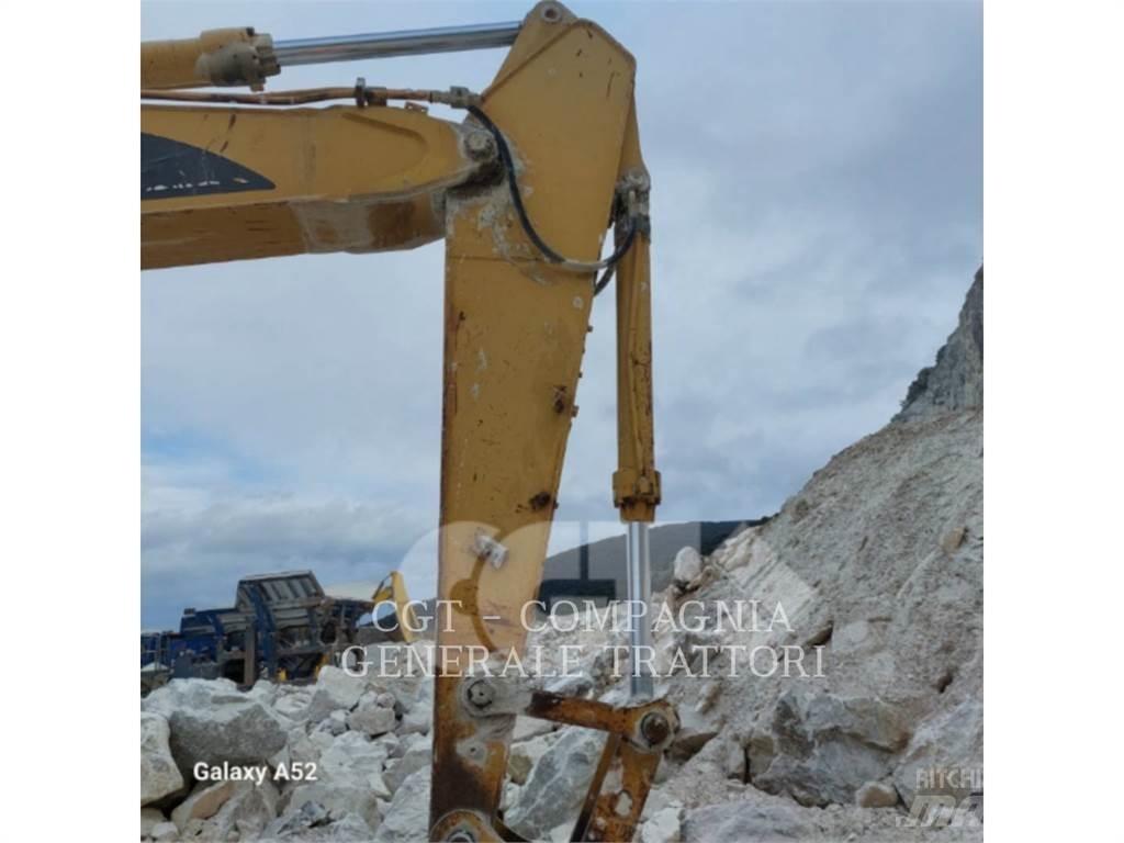 CAT 320B Pásové rýpadlá