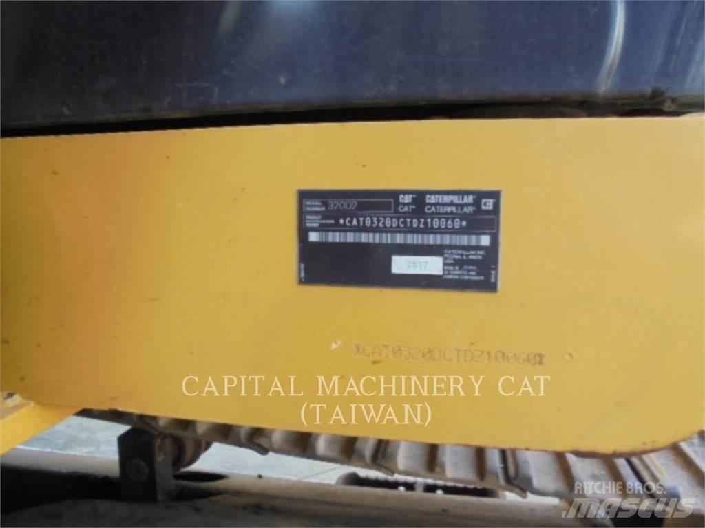 CAT 320D2 Pásové rýpadlá