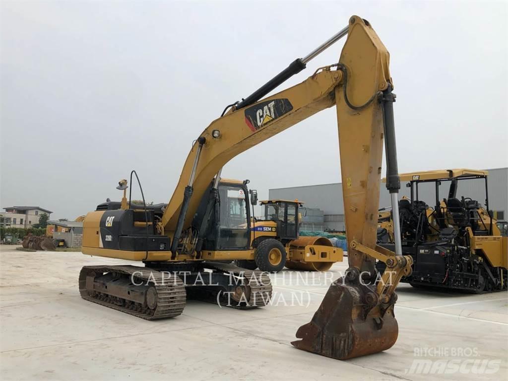 CAT 320D2 Pásové rýpadlá