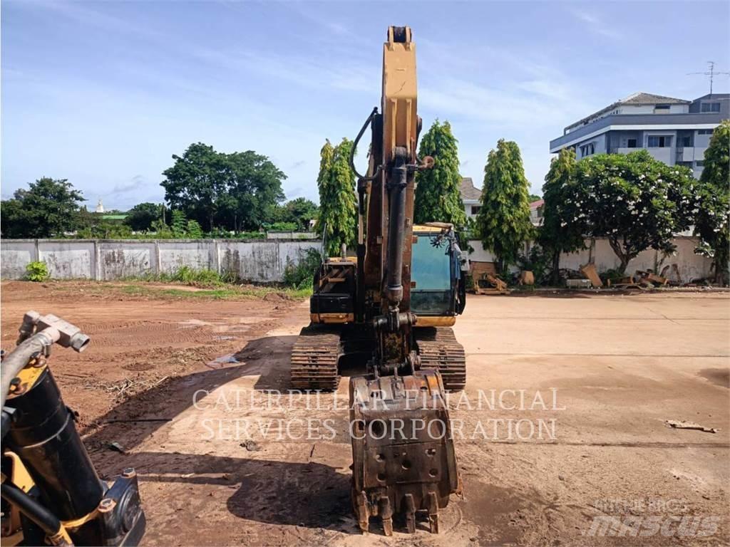 CAT 320D2 Pásové rýpadlá