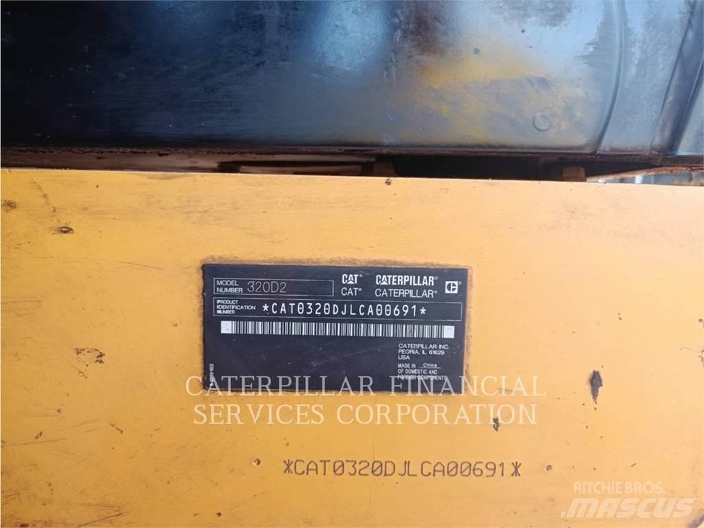 CAT 320D2 Pásové rýpadlá