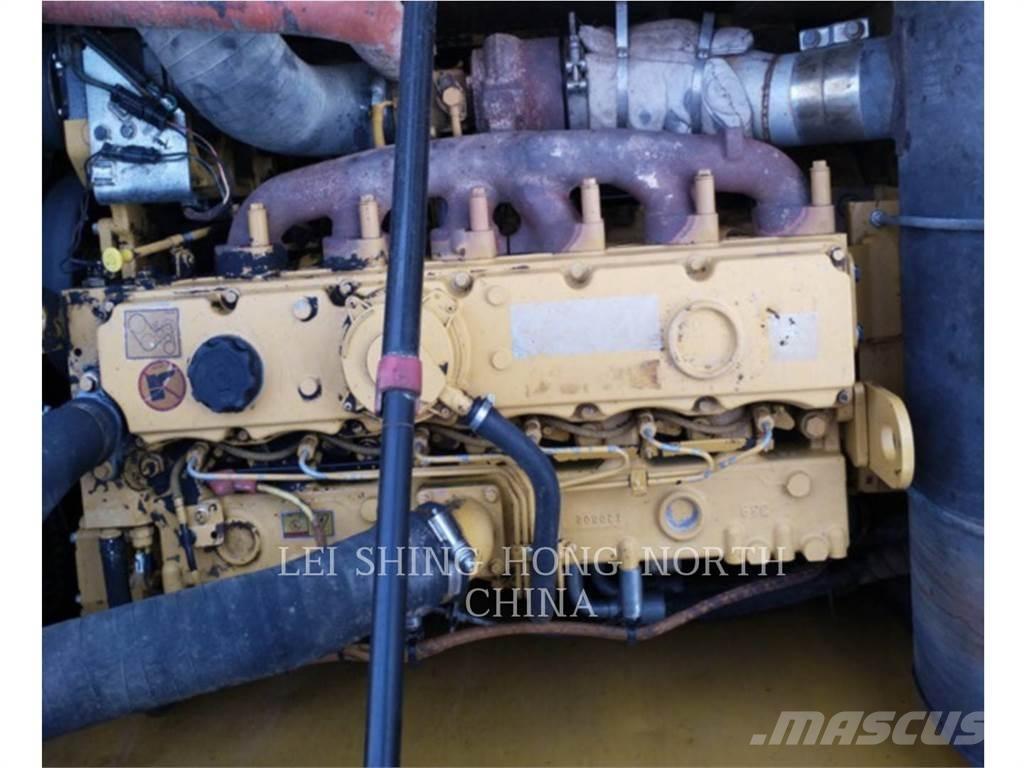 CAT 320D2 Pásové rýpadlá