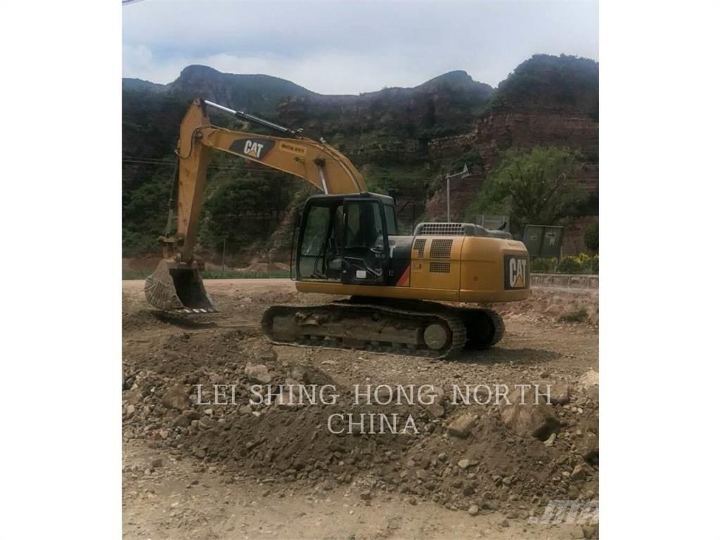CAT 320D2 Pásové rýpadlá