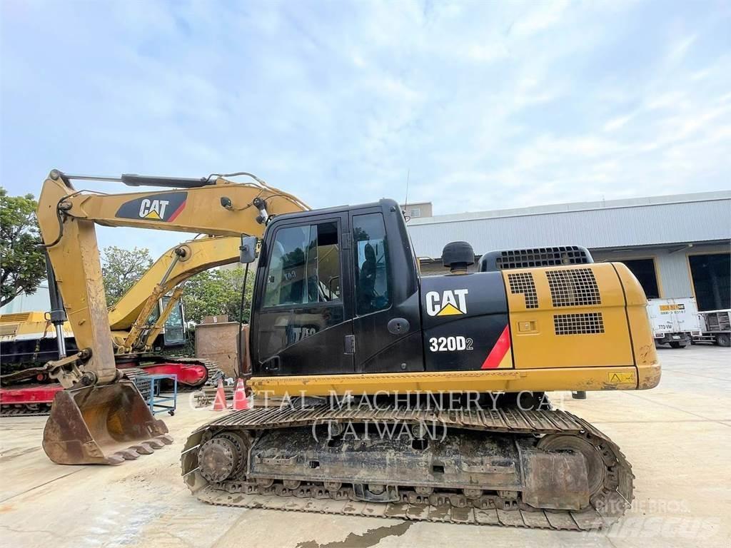 CAT 320D2 Pásové rýpadlá