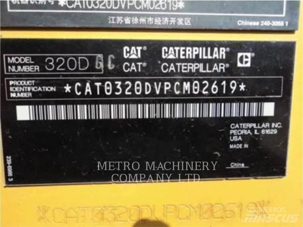 CAT 320DGC Pásové rýpadlá