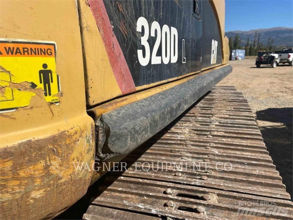 CAT 320DL Pásové rýpadlá
