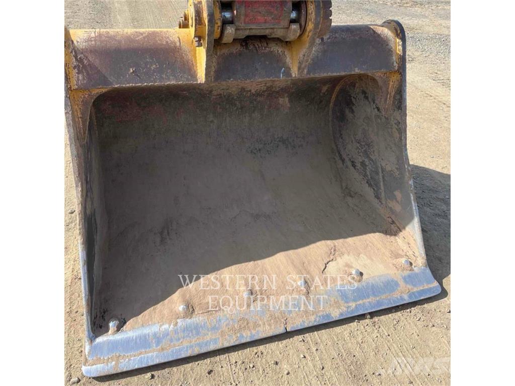 CAT 320E Pásové rýpadlá