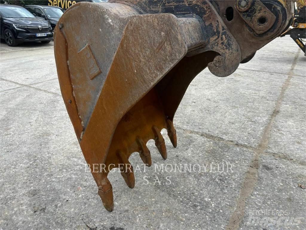 CAT 320F Pásové rýpadlá