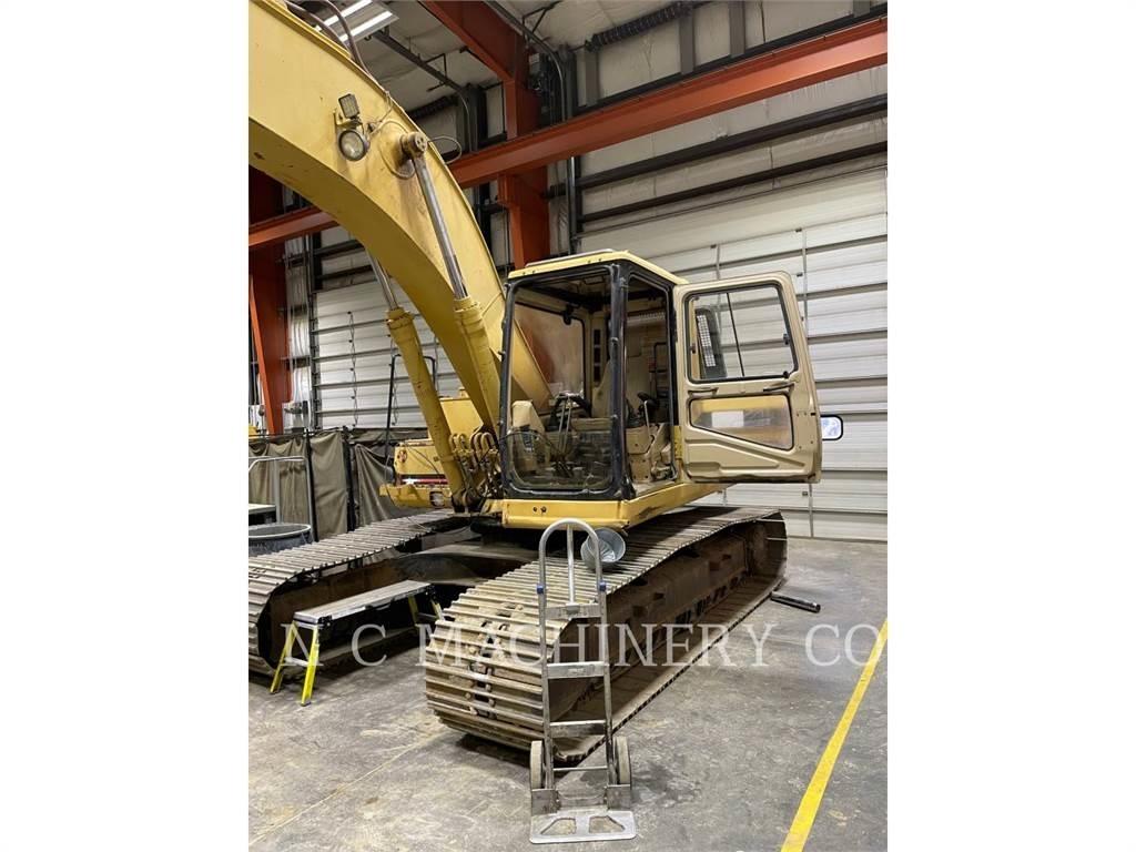 CAT 320L Pásové rýpadlá