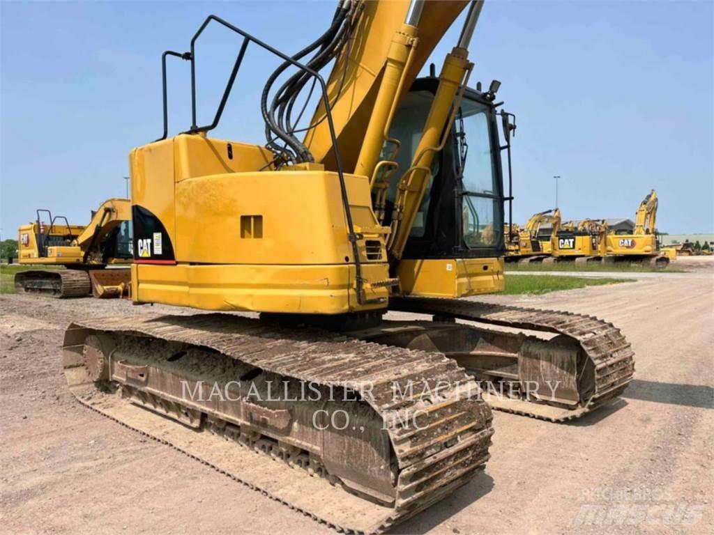 CAT 321CLCR Pásové rýpadlá