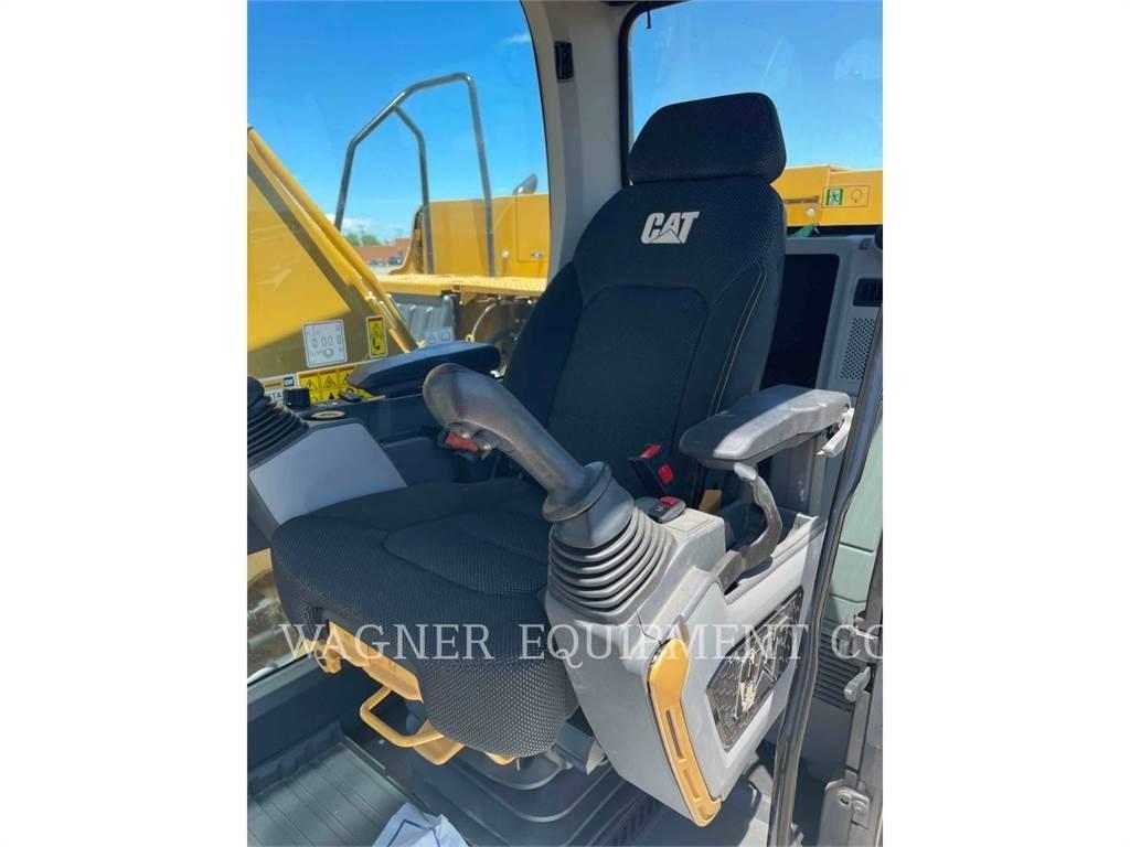 CAT 323 Pásové rýpadlá