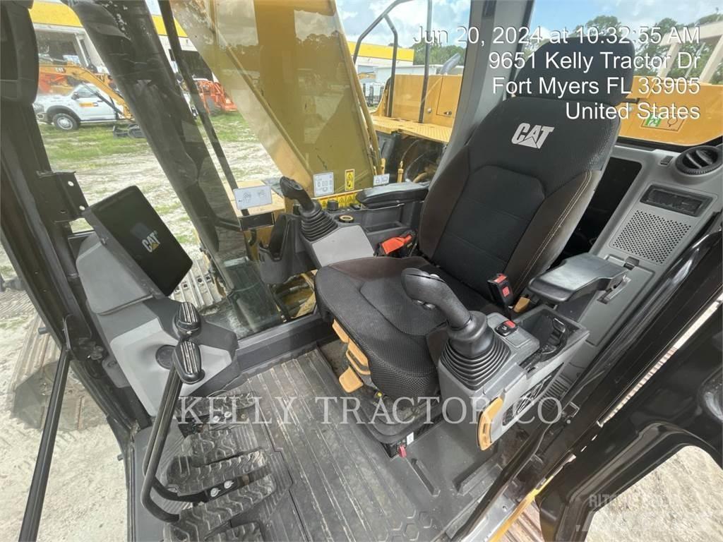 CAT 323 Pásové rýpadlá