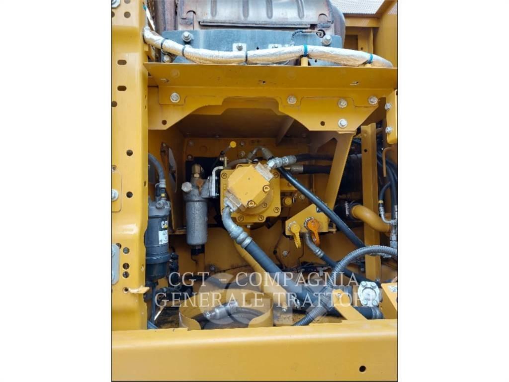 CAT 323 Pásové rýpadlá