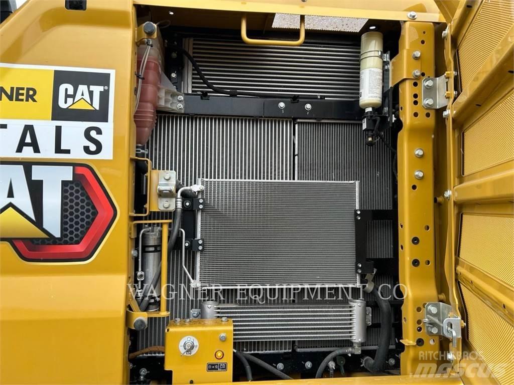 CAT 323 Pásové rýpadlá