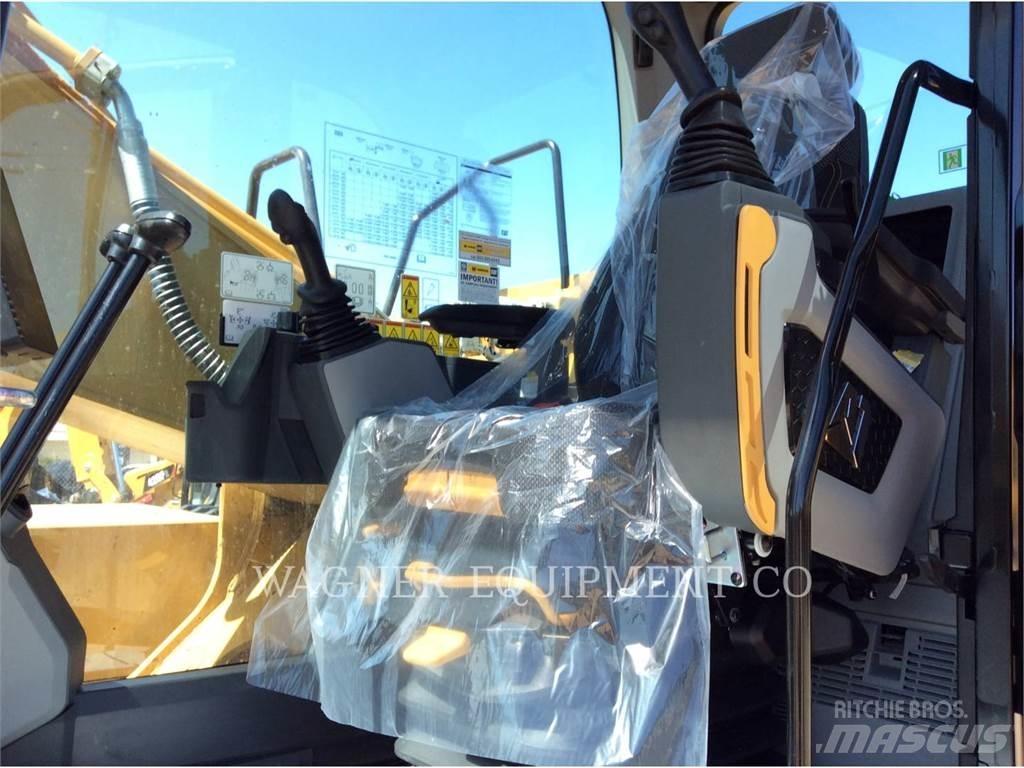 CAT 323 Pásové rýpadlá