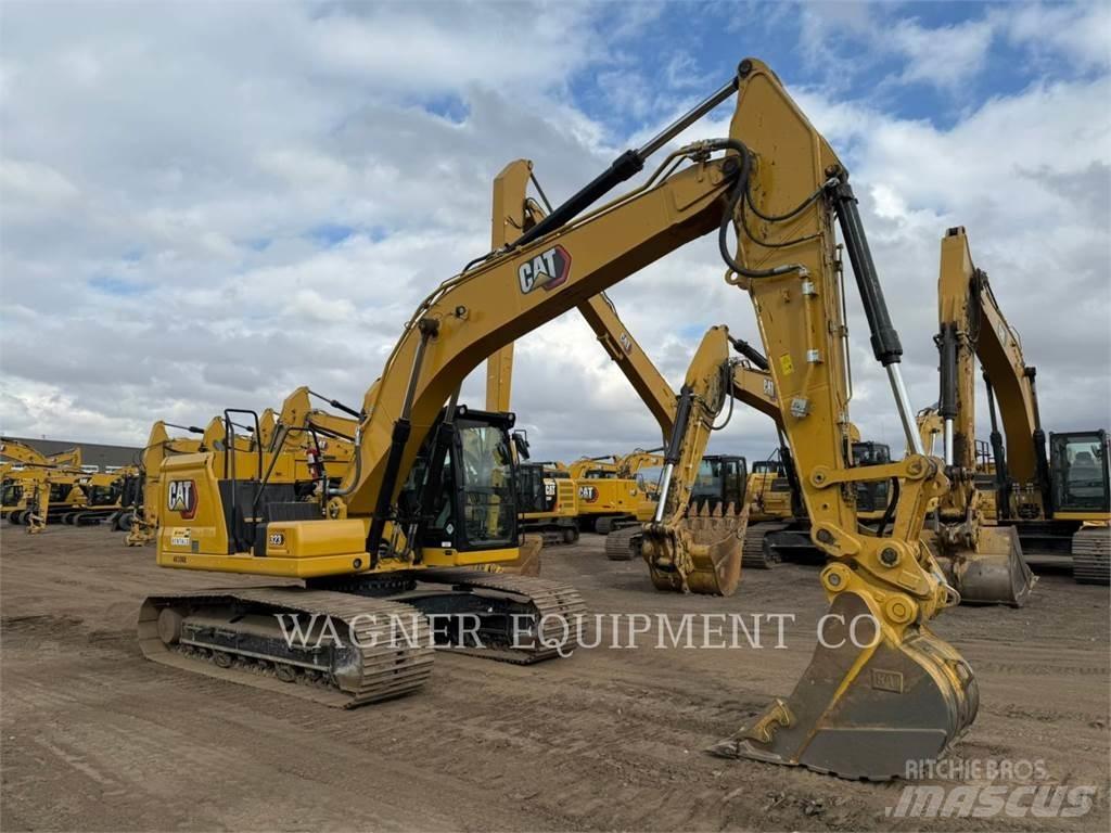CAT 323 Pásové rýpadlá