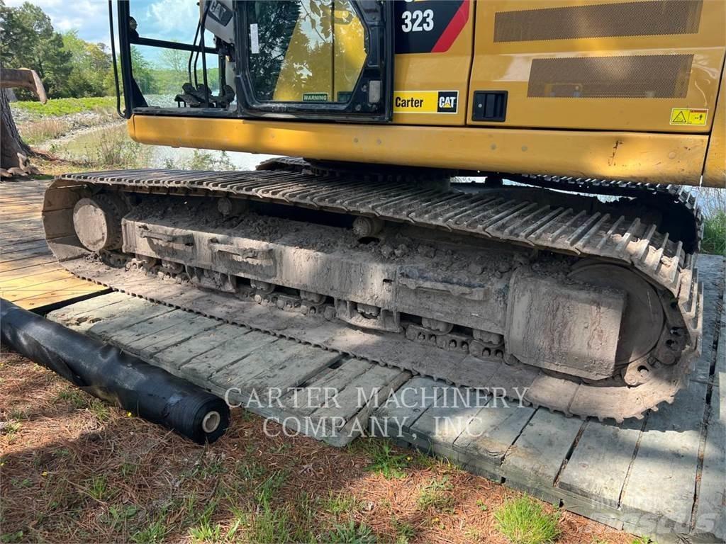 CAT 323-07 Pásové rýpadlá
