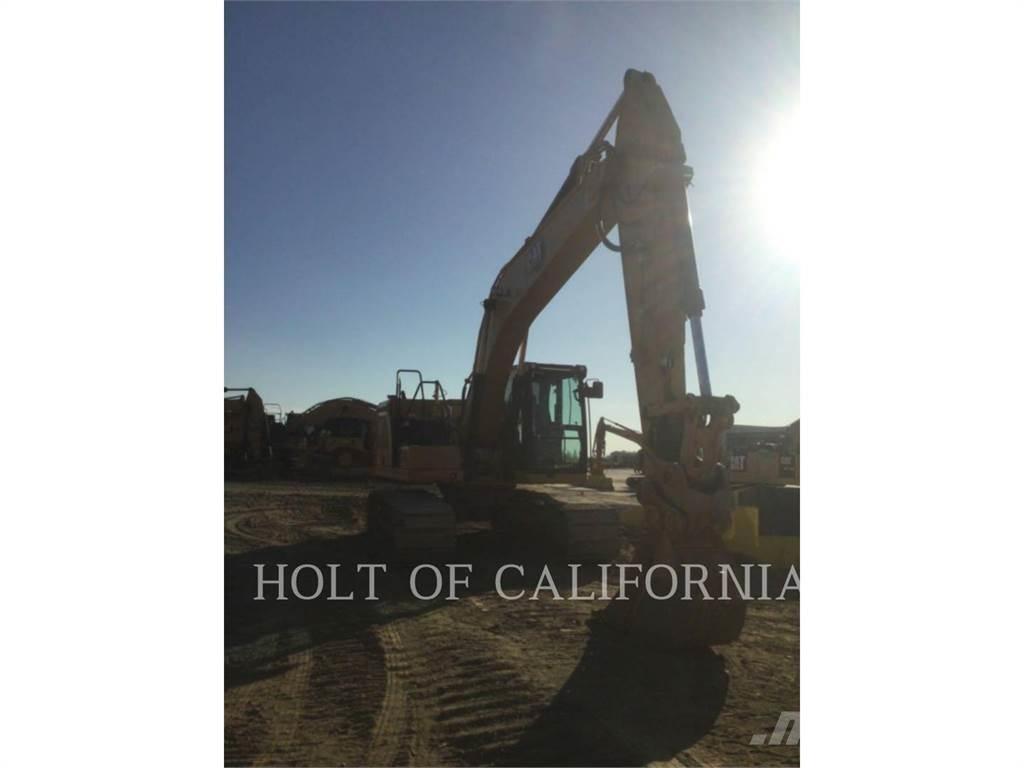 CAT 323 3W Pásové rýpadlá