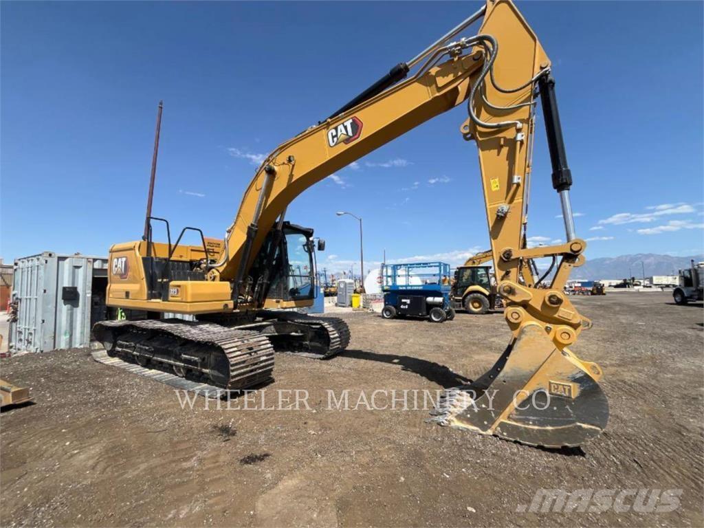 CAT 323 CF Pásové rýpadlá