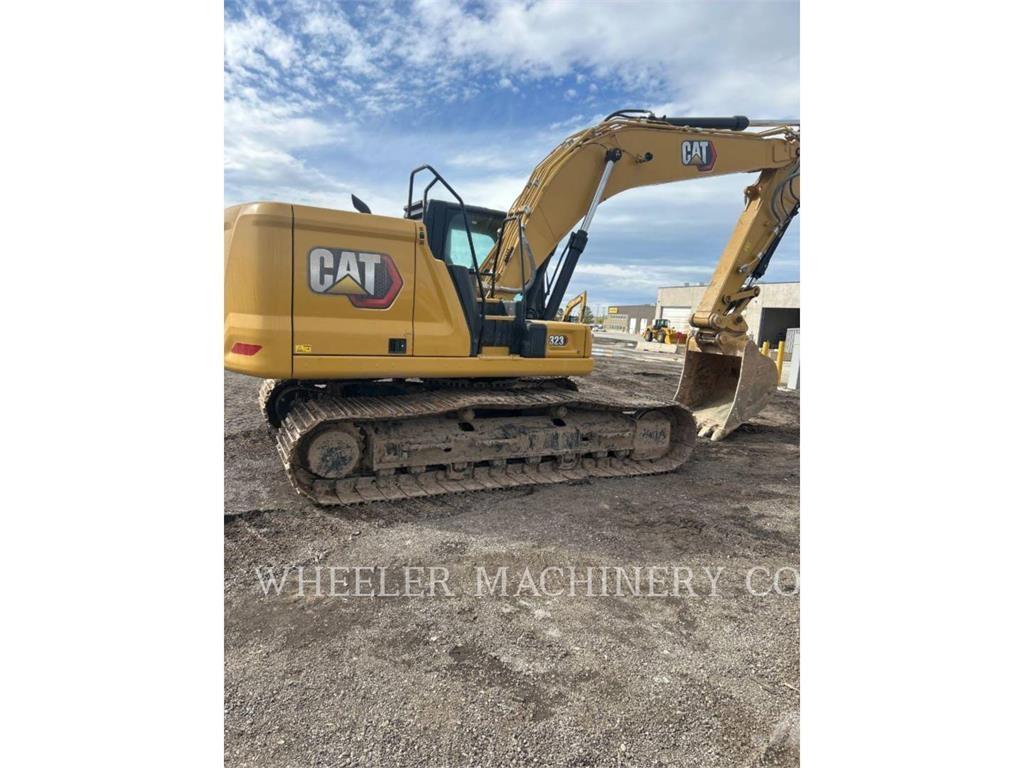 CAT 323 CF Pásové rýpadlá
