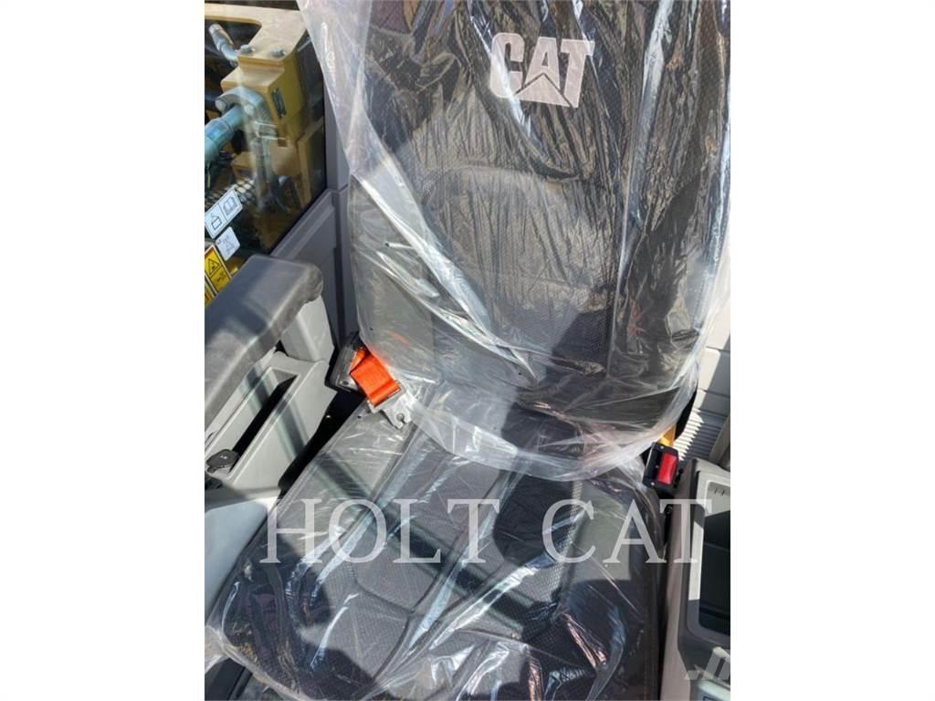 CAT 323 TC Pásové rýpadlá