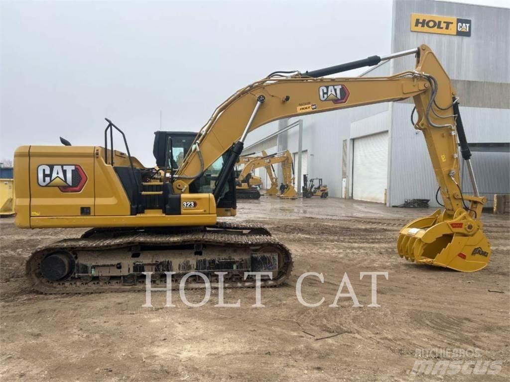 CAT 323 TC Pásové rýpadlá