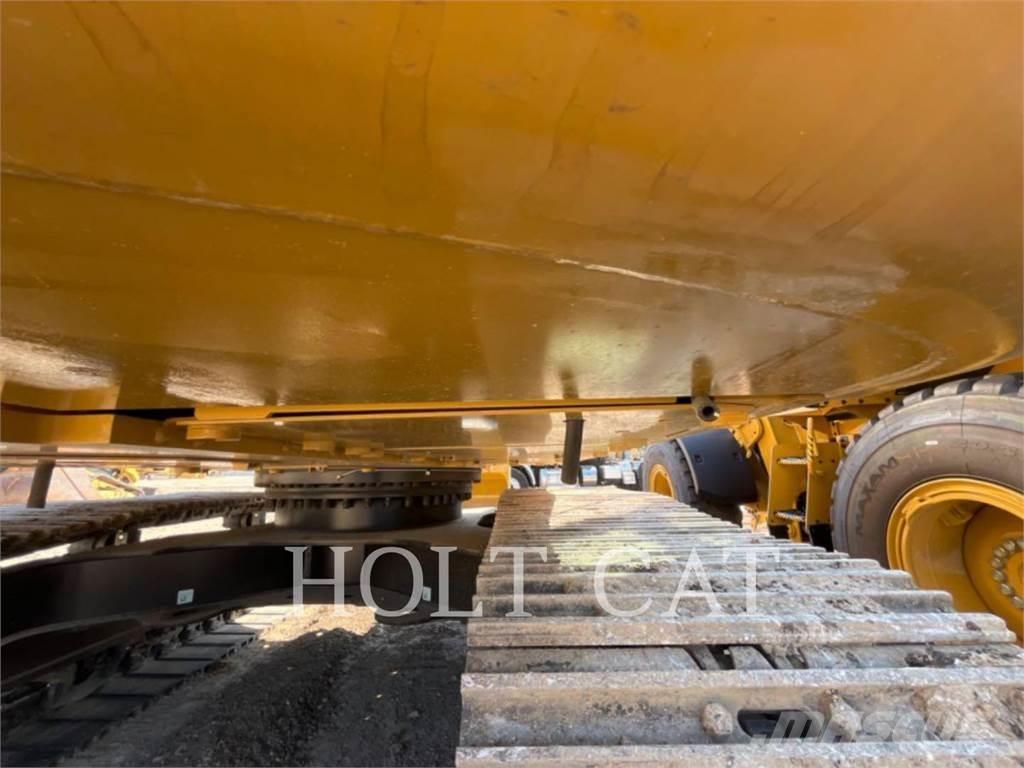 CAT 323 TC Pásové rýpadlá