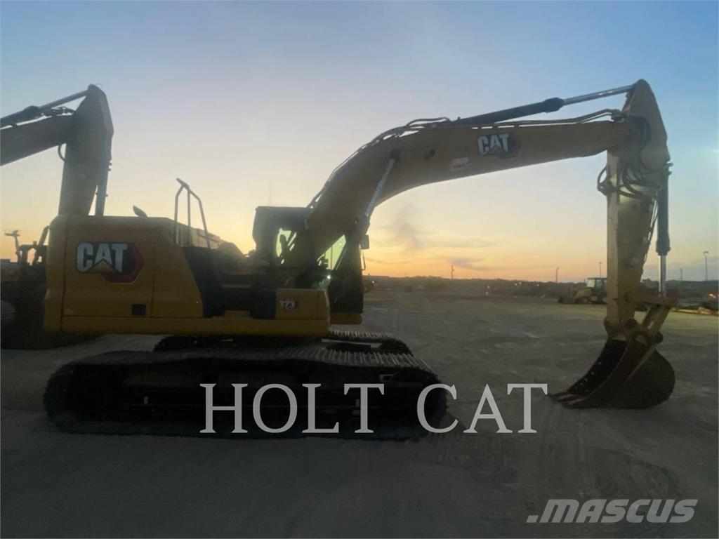 CAT 323 TC Pásové rýpadlá