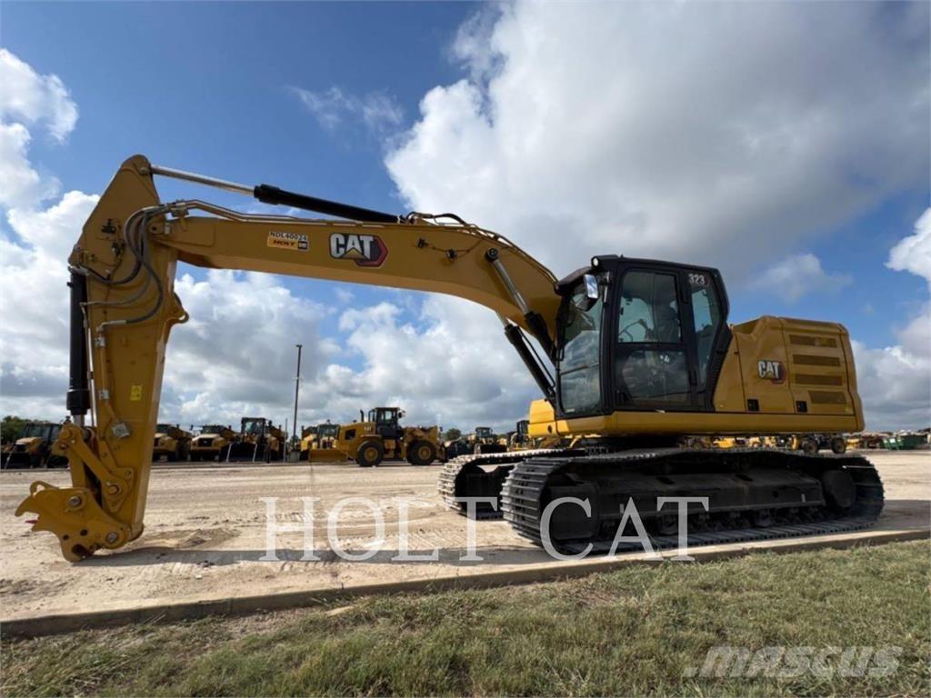 CAT 323 TC Kolesové nakladače