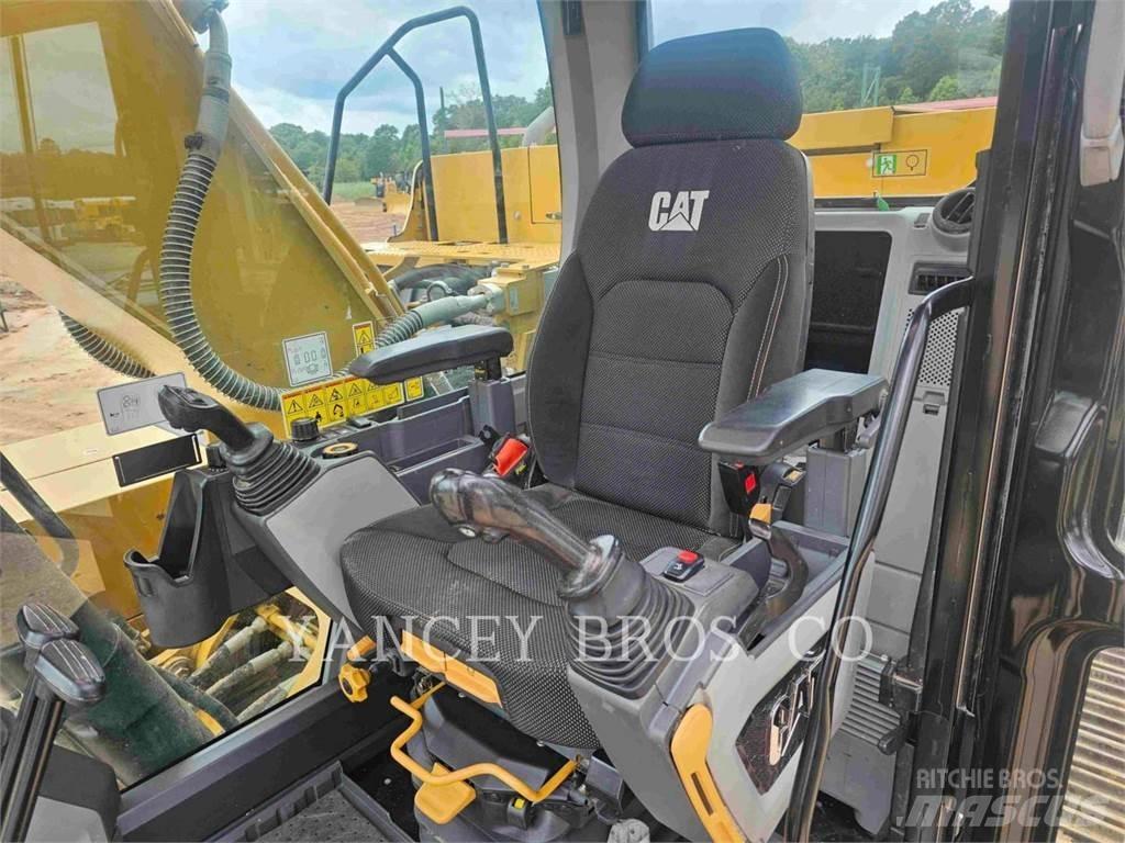 CAT 32307 Pásové rýpadlá