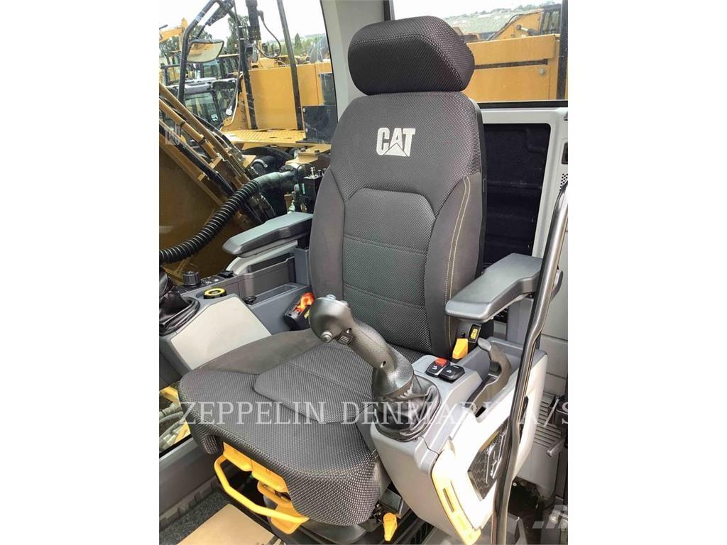 CAT 32307 Pásové rýpadlá