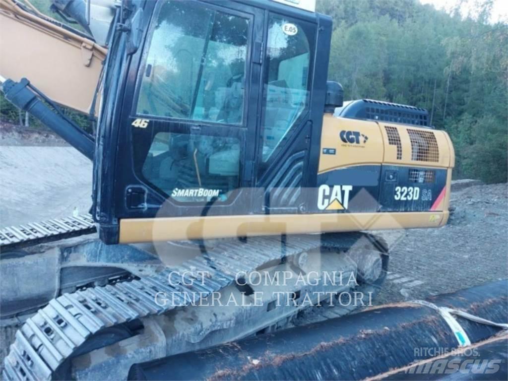 CAT 323DSA Pásové rýpadlá