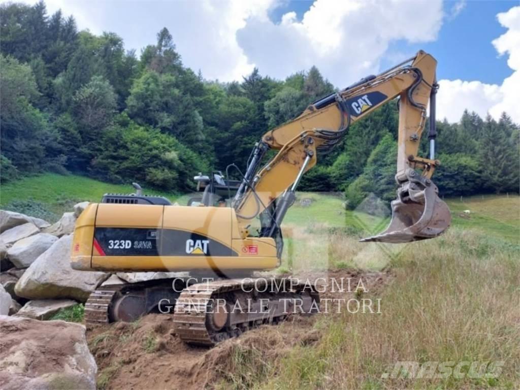 CAT 323DSA Pásové rýpadlá
