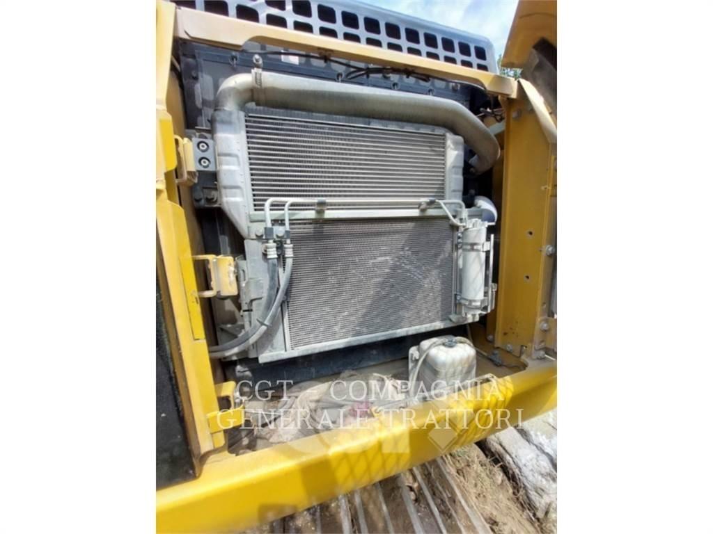 CAT 323DSA Pásové rýpadlá
