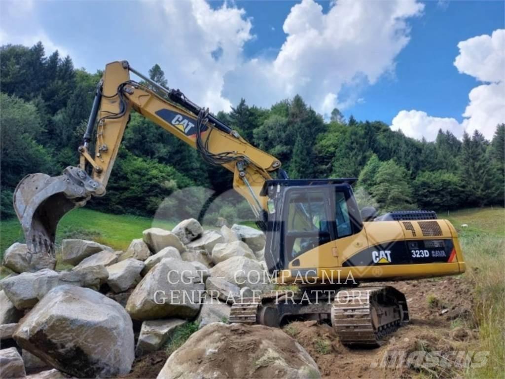 CAT 323DSA Pásové rýpadlá