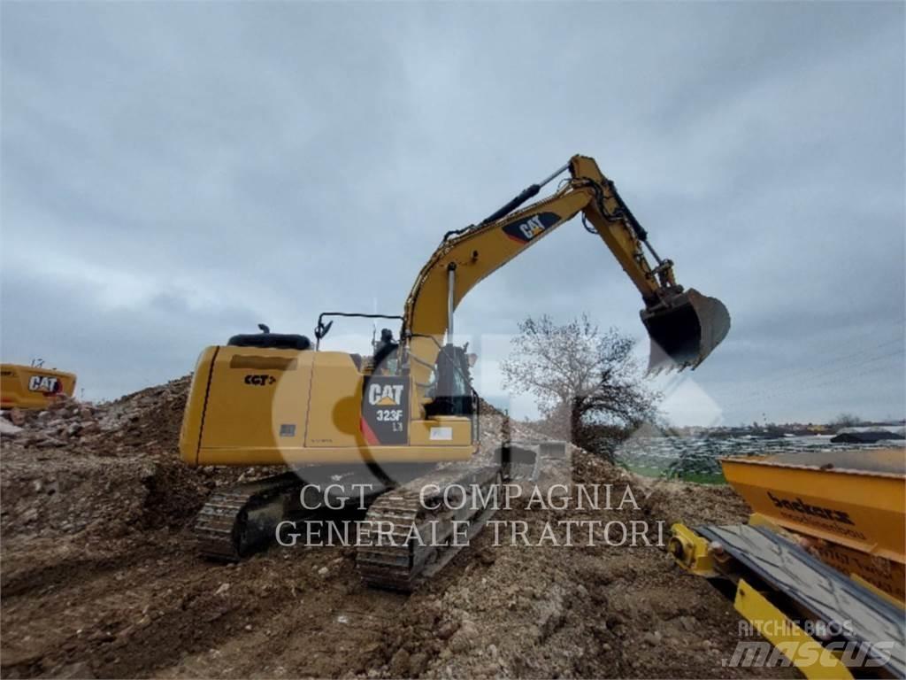CAT 323F Pásové rýpadlá