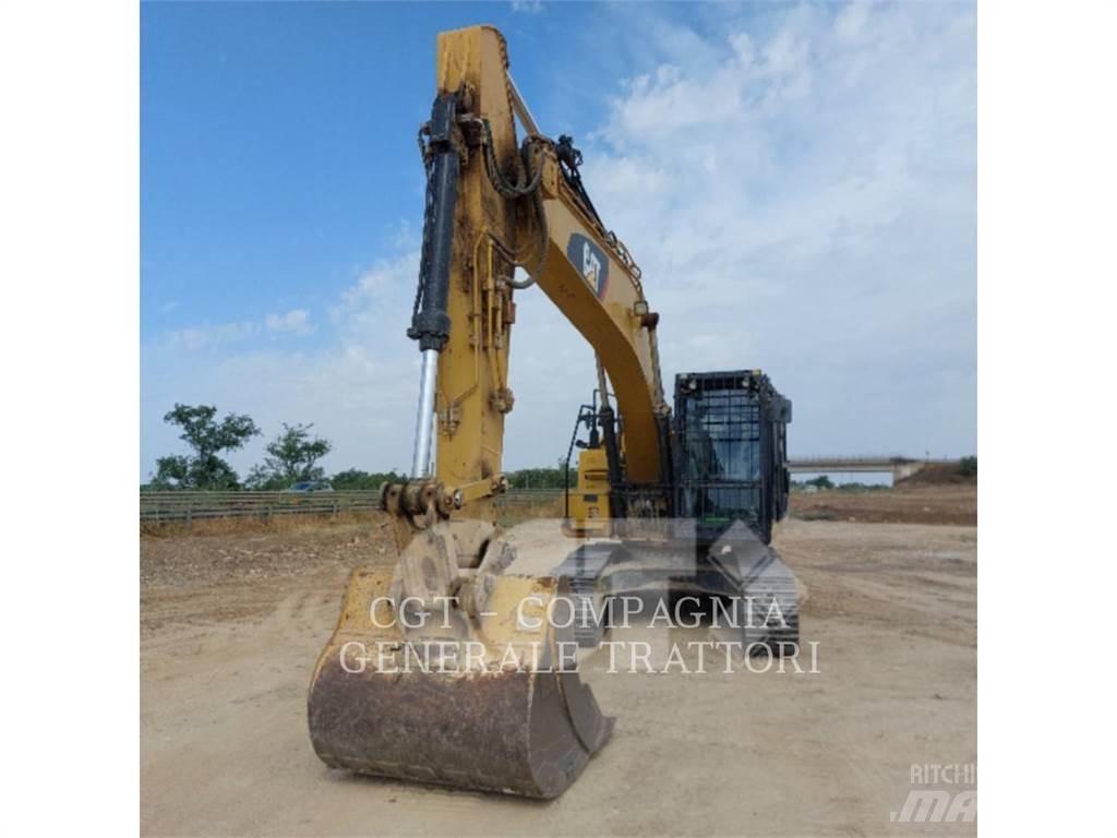 CAT 323F Pásové rýpadlá